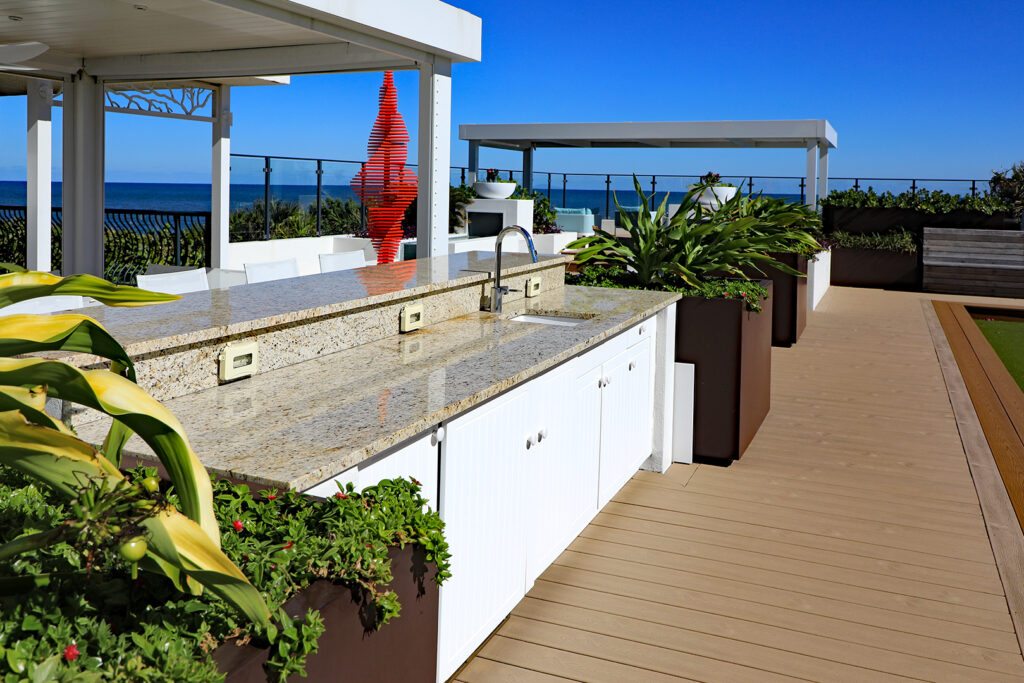 Benefits-of-Granite-Countertops-for-Your-Outdoor-Kitchen--MN-Stoneworks
