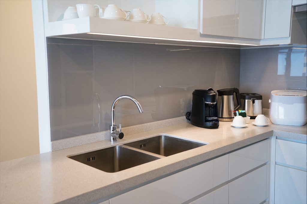 TopHeat-ResistantCountertopsforaDurableKitchenUpgrade